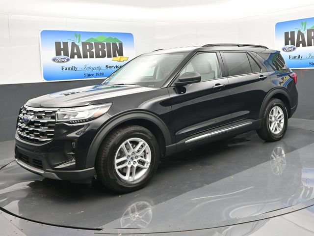 New 2025 Ford Explorer Active w/ Active Comfort Package image 1