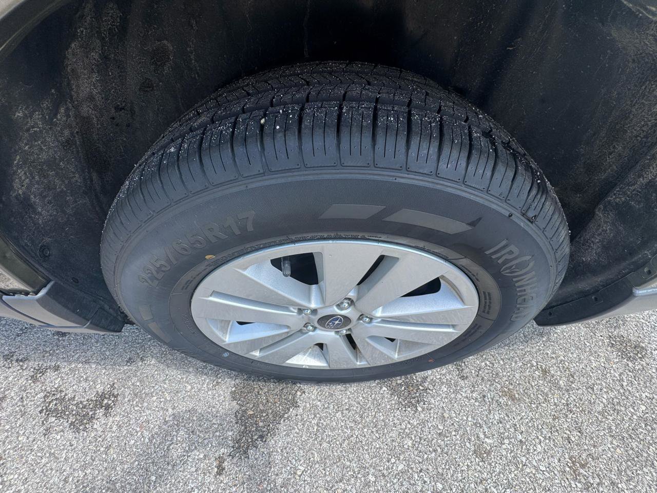 Used 2019 Subaru Outback 2.5i Premium AWD/4WD image 24
