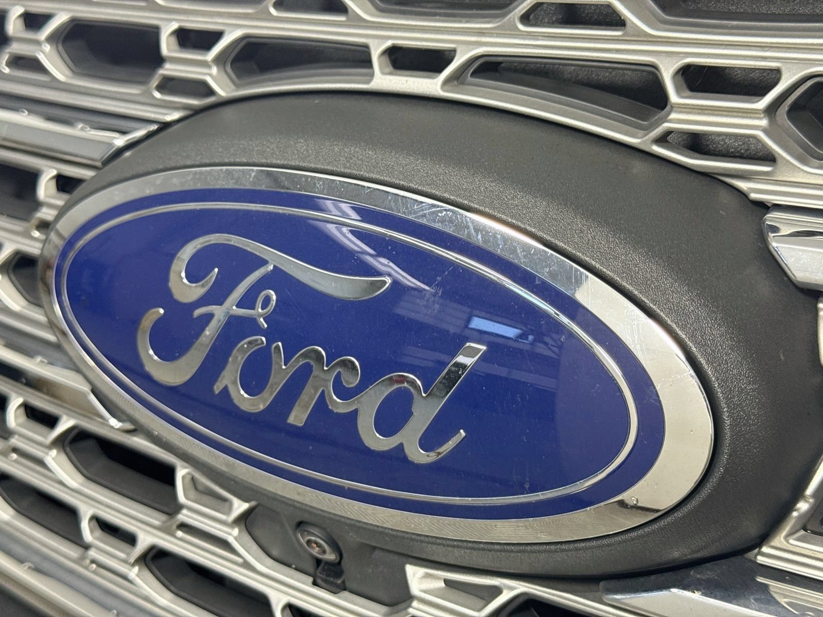 Used 2020 Ford Explorer Limited AWD/4WD image 32