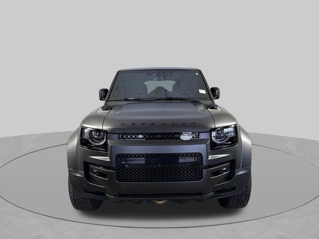 Used 2025 Land Rover Defender 110 AWD/4WD image 25