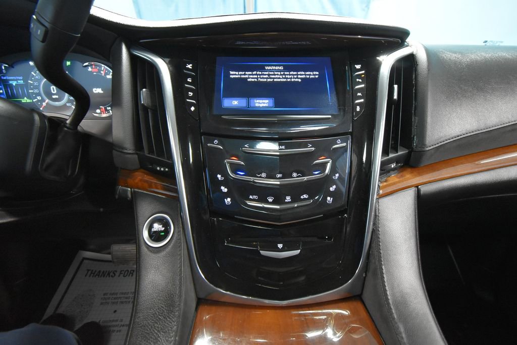 Used 2016 Cadillac Escalade Premium AWD/4WD image 18
