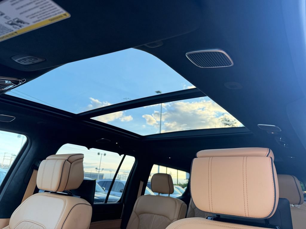 New 2026 Jeep Grand Wagoneer Summit AWD/4WD image 16