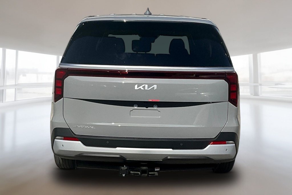 New 2027 Kia Carnival LX FWD image 4