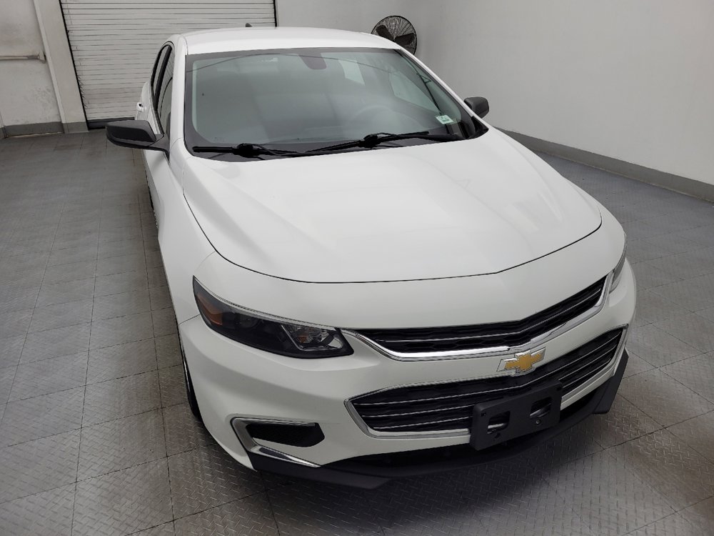 Used 2018 Chevrolet Malibu LS image 14
