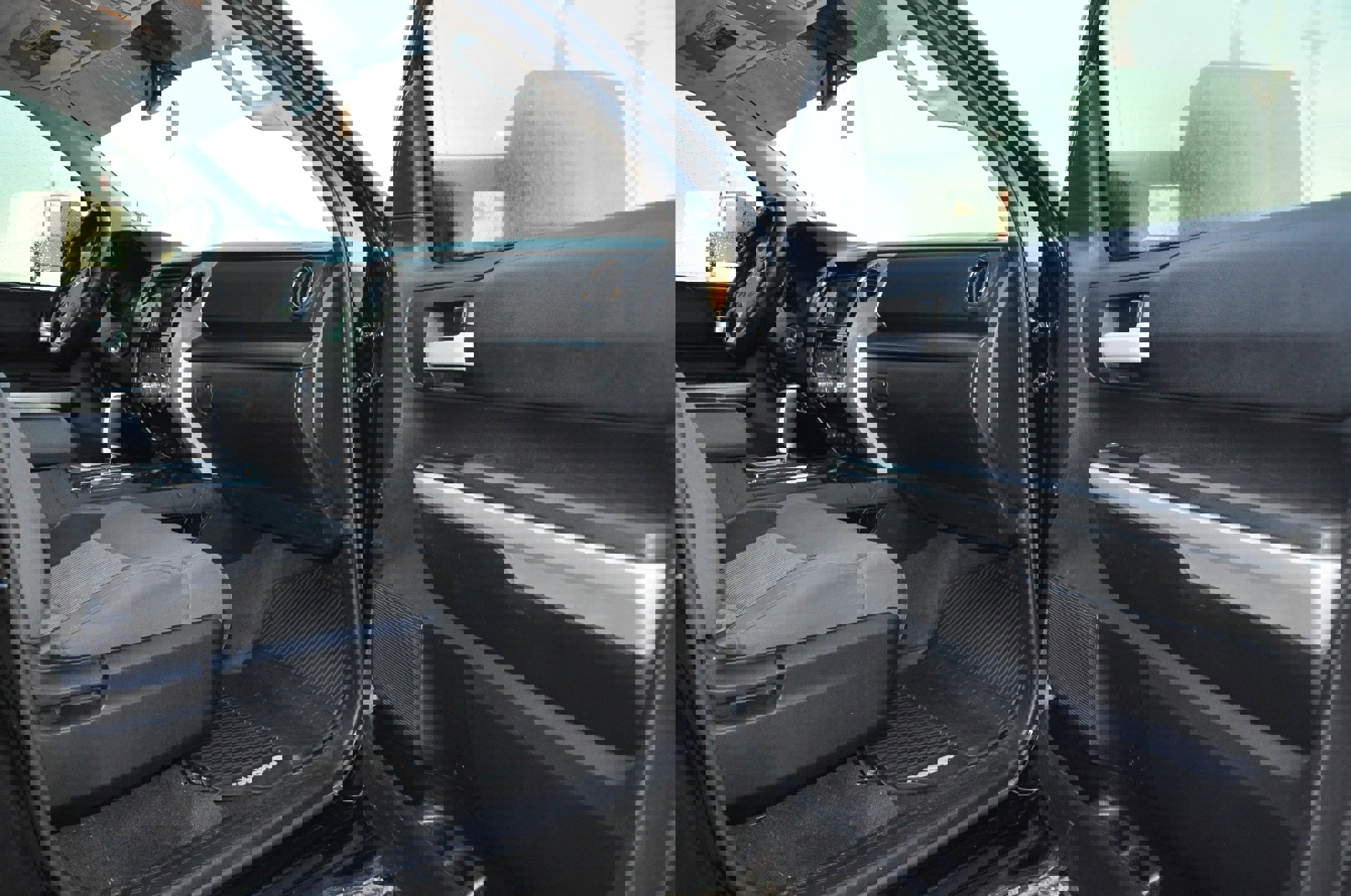 Used 2014 Toyota Tundra SR5 image 17