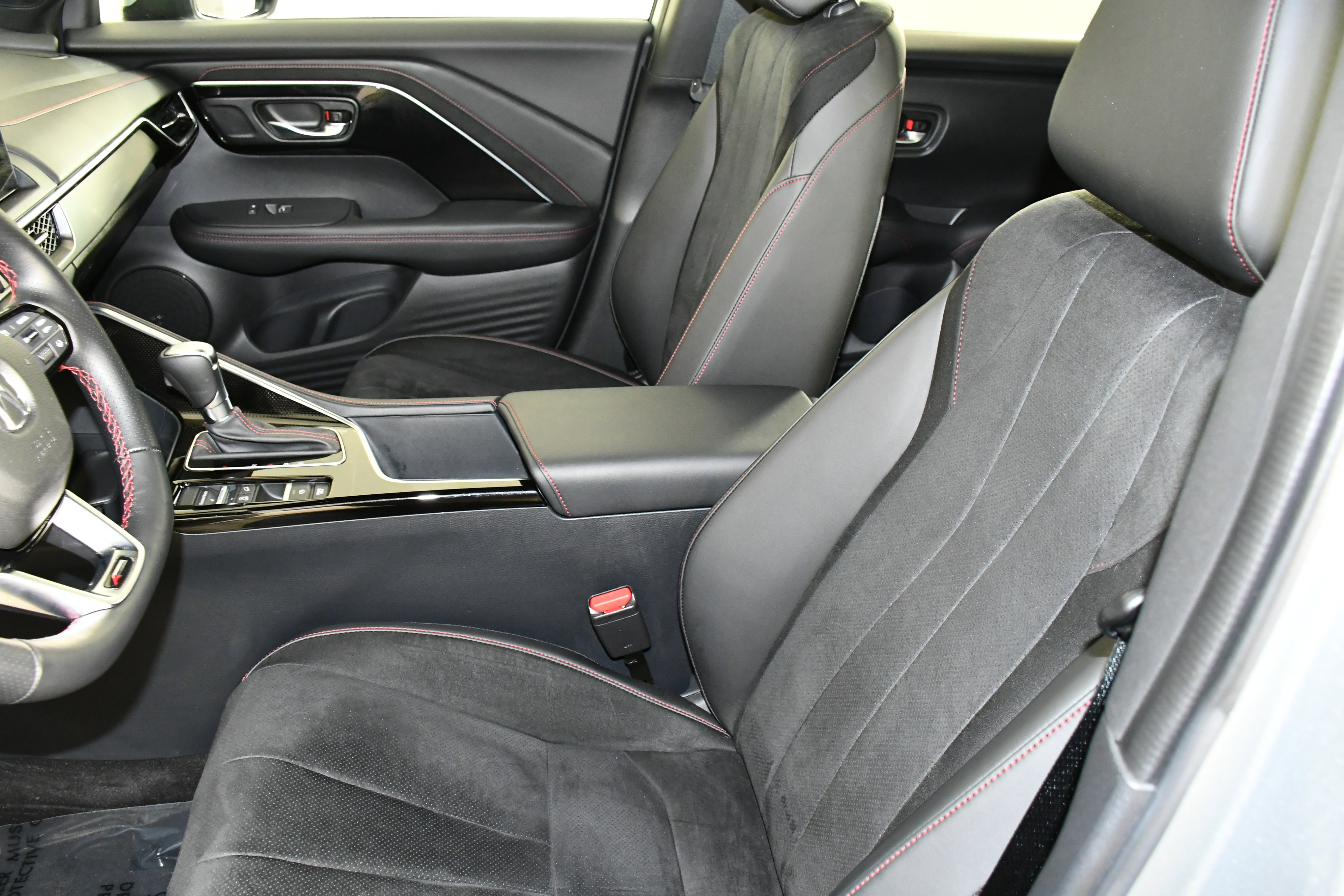 Certified 2025 Acura ADX A-Spec image 36