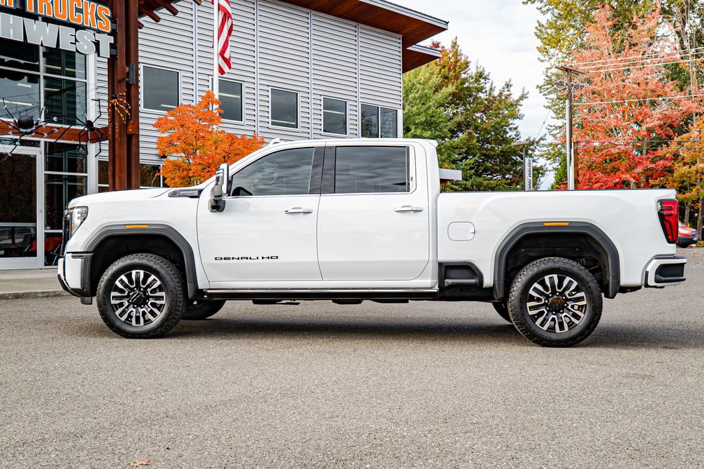 Used 2025 GMC Sierra 3500 Denali Ultimate image 6