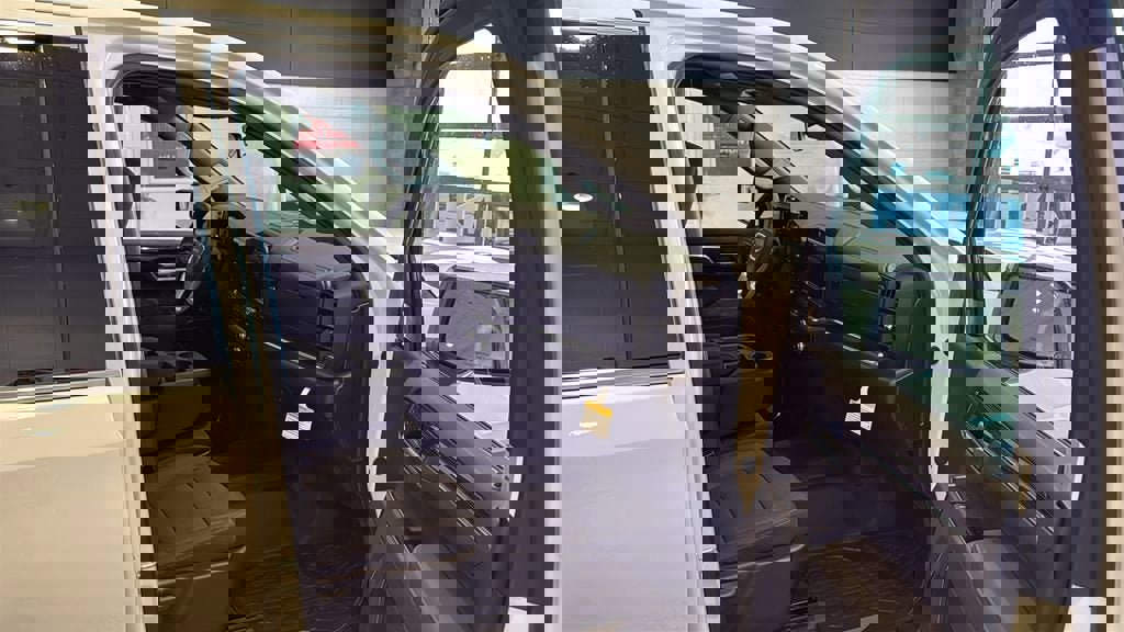 New 2026 GMC Sierra 1500 SLE w/ LPO, GMC Protection Package image 12