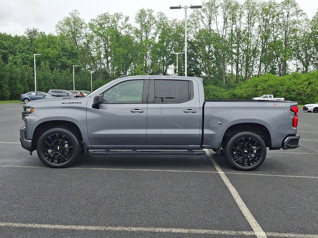 Used 2022 Chevrolet Silverado 1500 RST w/ LPO, Blackout Package AWD/4WD image 7