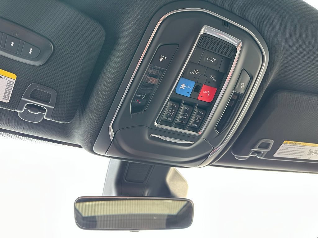 New 2026 Jeep Grand Cherokee Limited AWD/4WD image 25