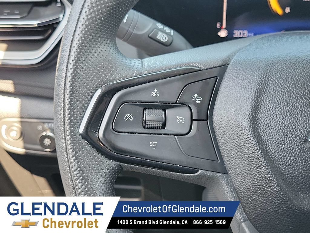 Used 2025 Chevrolet TrailBlazer LT FWD image 30