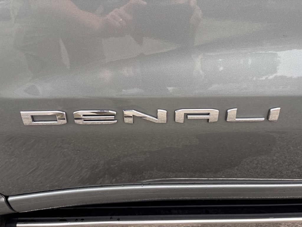 Used 2025 GMC Sierra 1500 Denali Ultimate AWD/4WD image 12