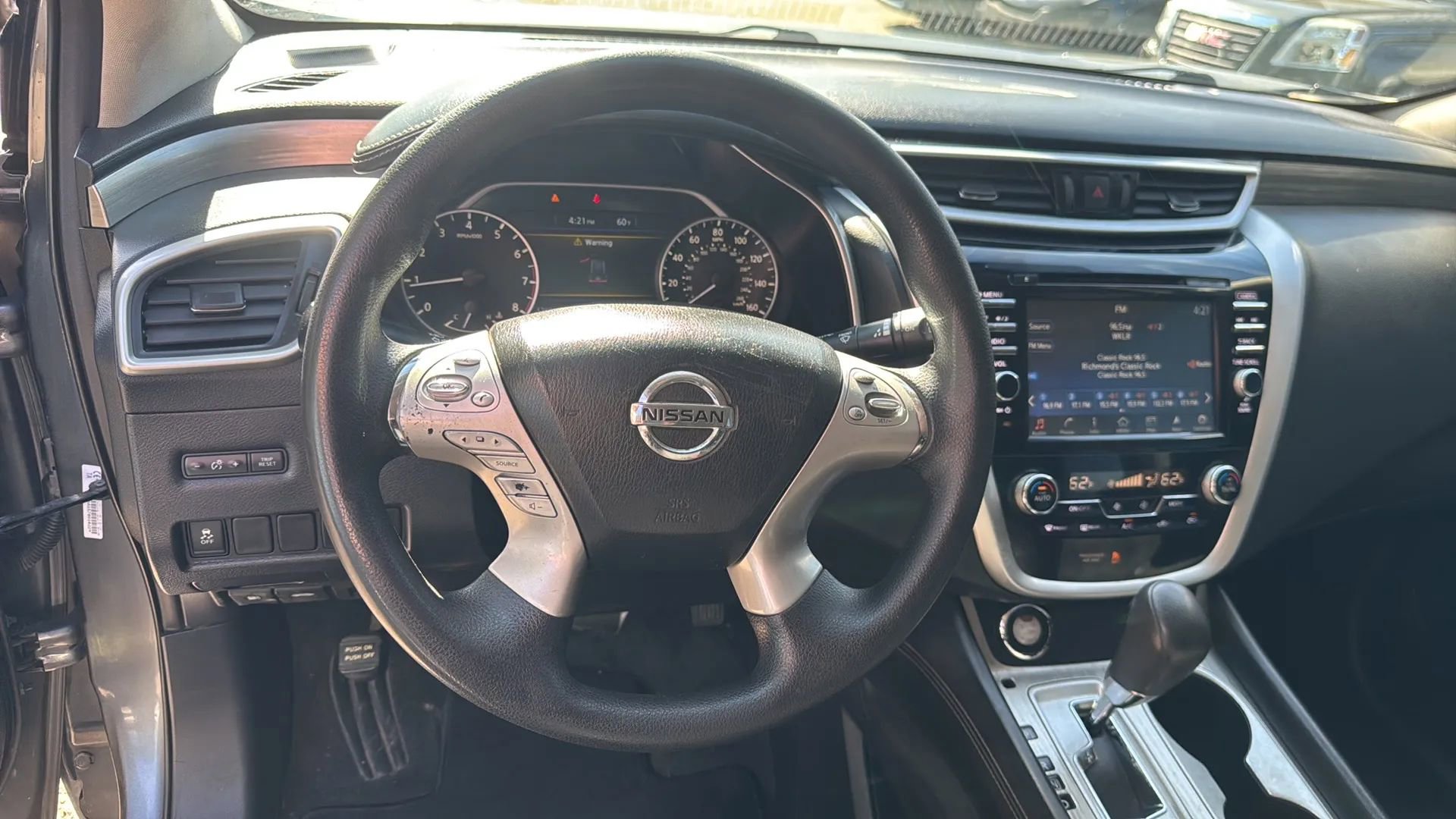 Used 2015 Nissan Murano S w/ Navigation Package image 9