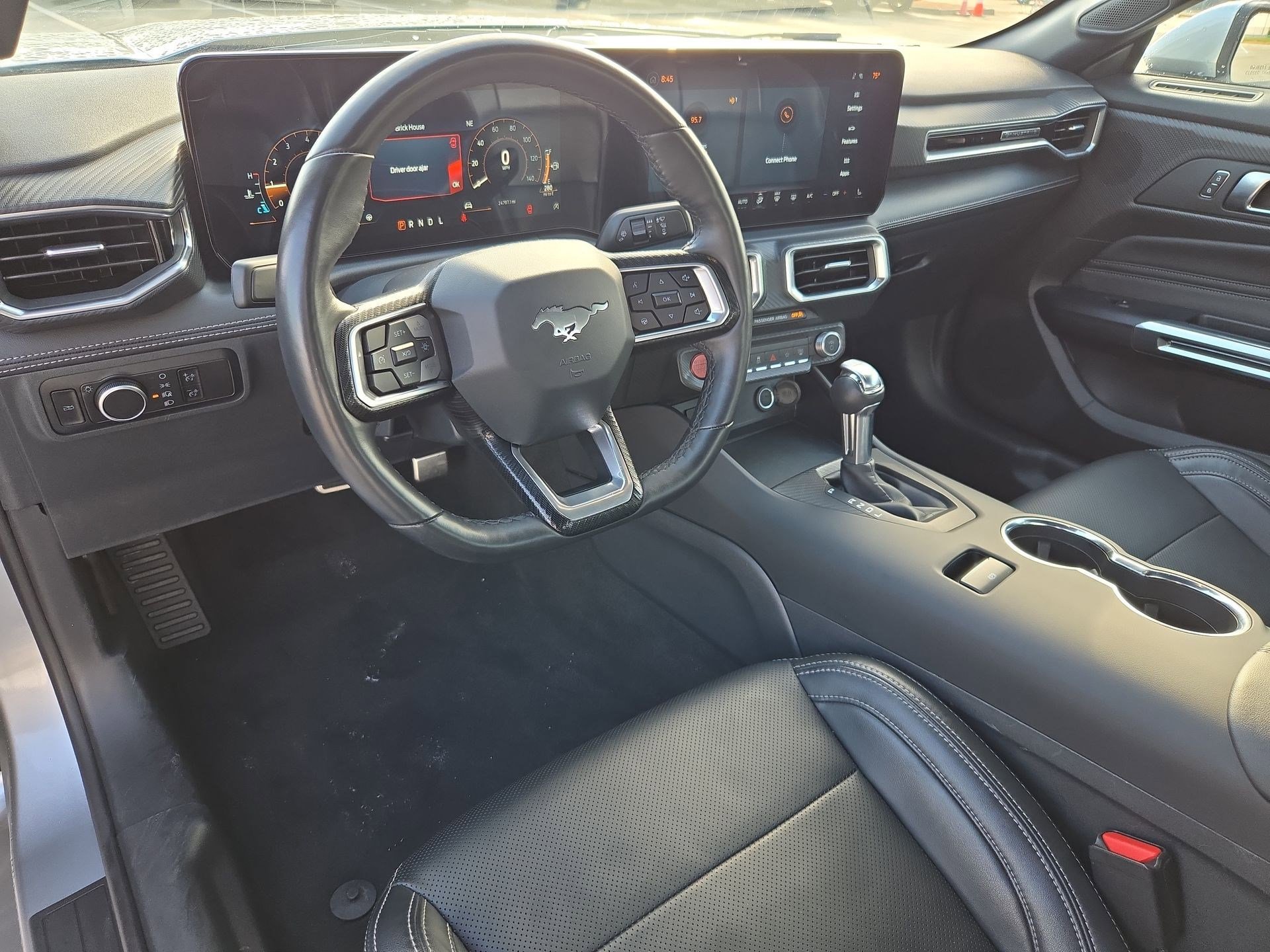 Used 2025 Ford Mustang Premium RWD image 13