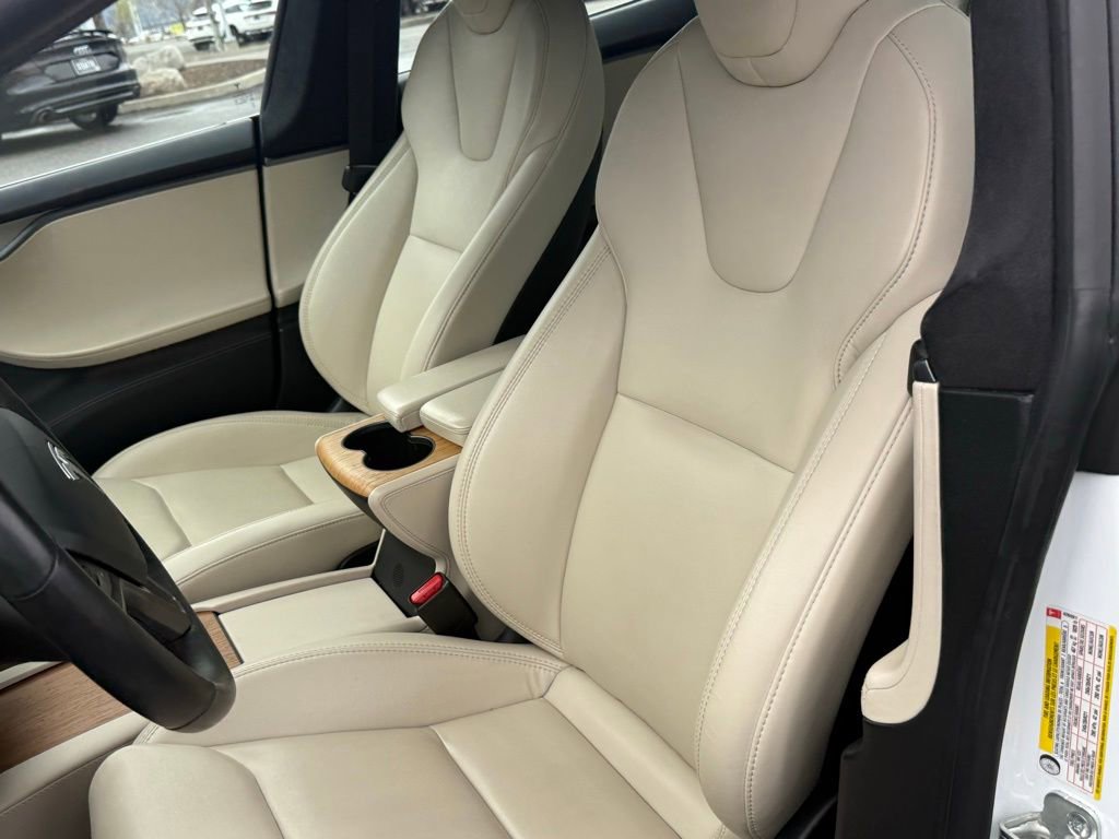 Used 2021 Tesla Model S Performance image 16