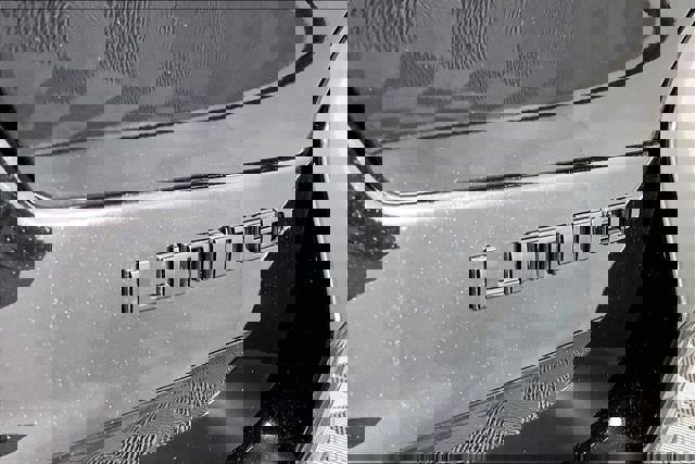 New 2025 Jeep Grand Cherokee L Limited w/ Black Appearance Package image 10