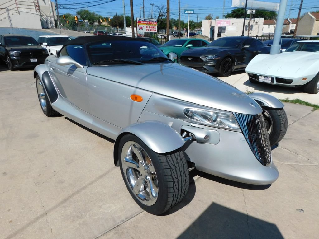 Used 2000 Plymouth Prowler RWD image 1