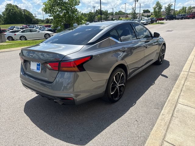 Used 2025 Nissan Altima 2.5 SR AWD/4WD image 4