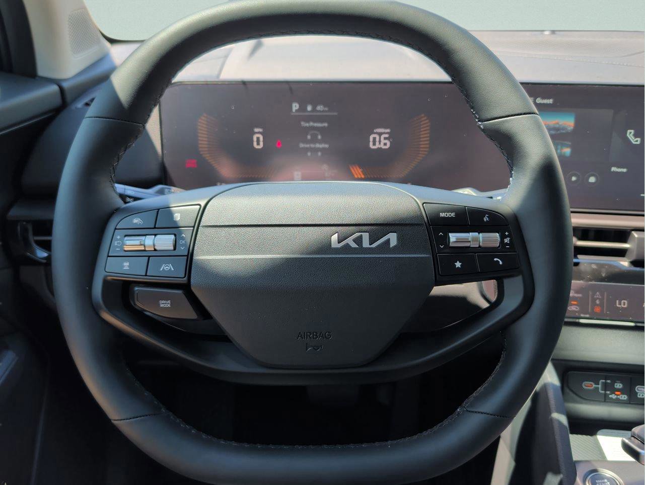 New 2026 Kia Sportage EX FWD image 32