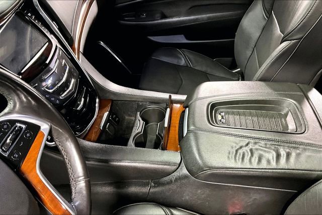 Used 2018 Cadillac Escalade Luxury image 19