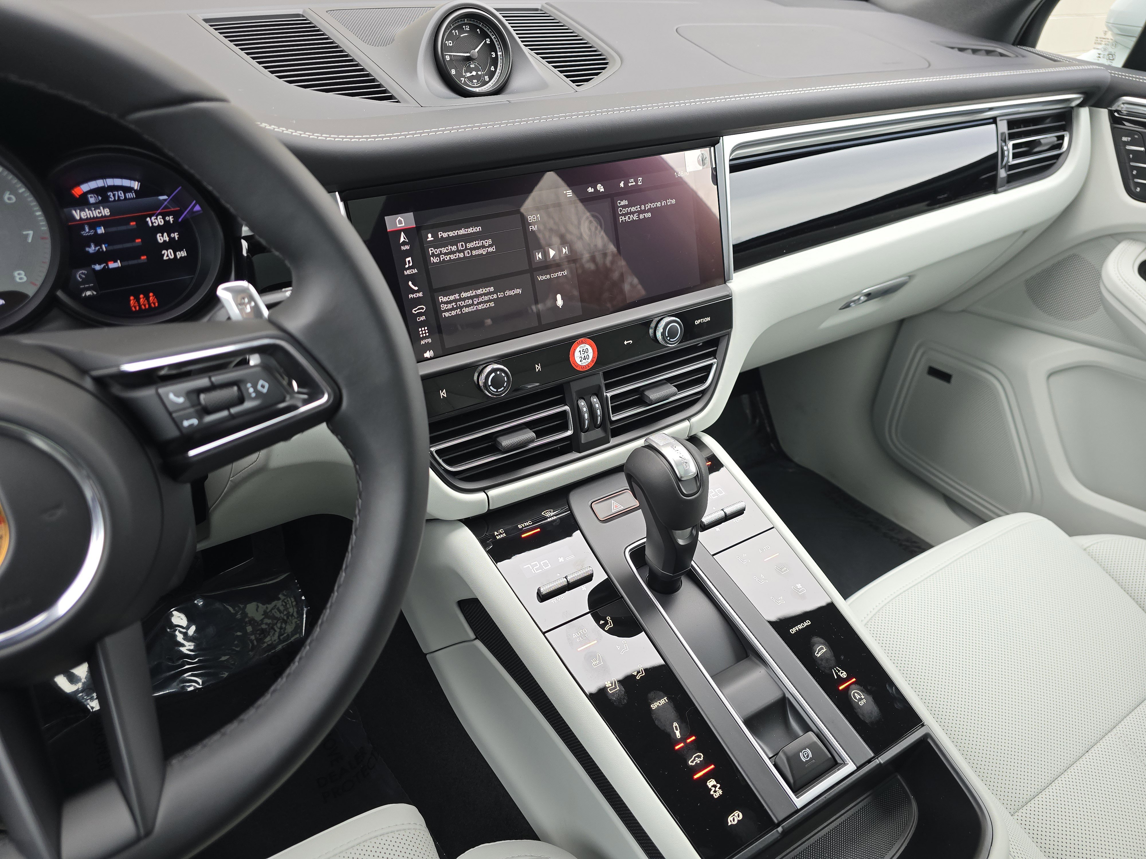 New 2026 Porsche Macan S image 21