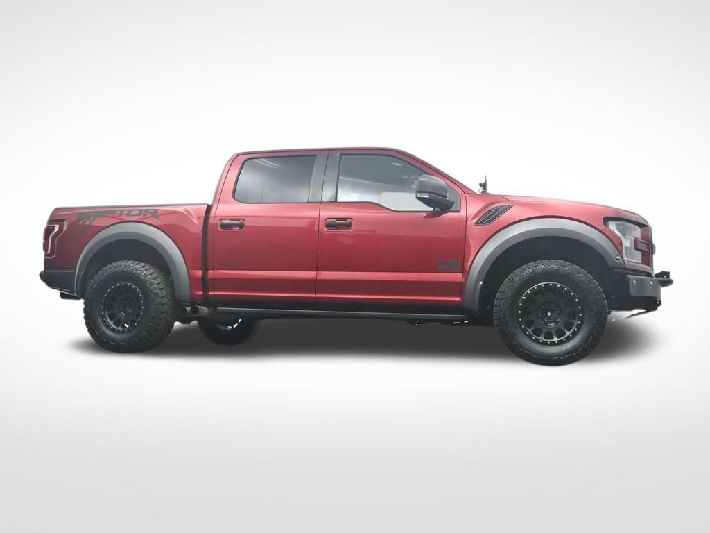 Used 2018 Ford F150 Raptor w/ Equipment Group 802A Luxury image 32