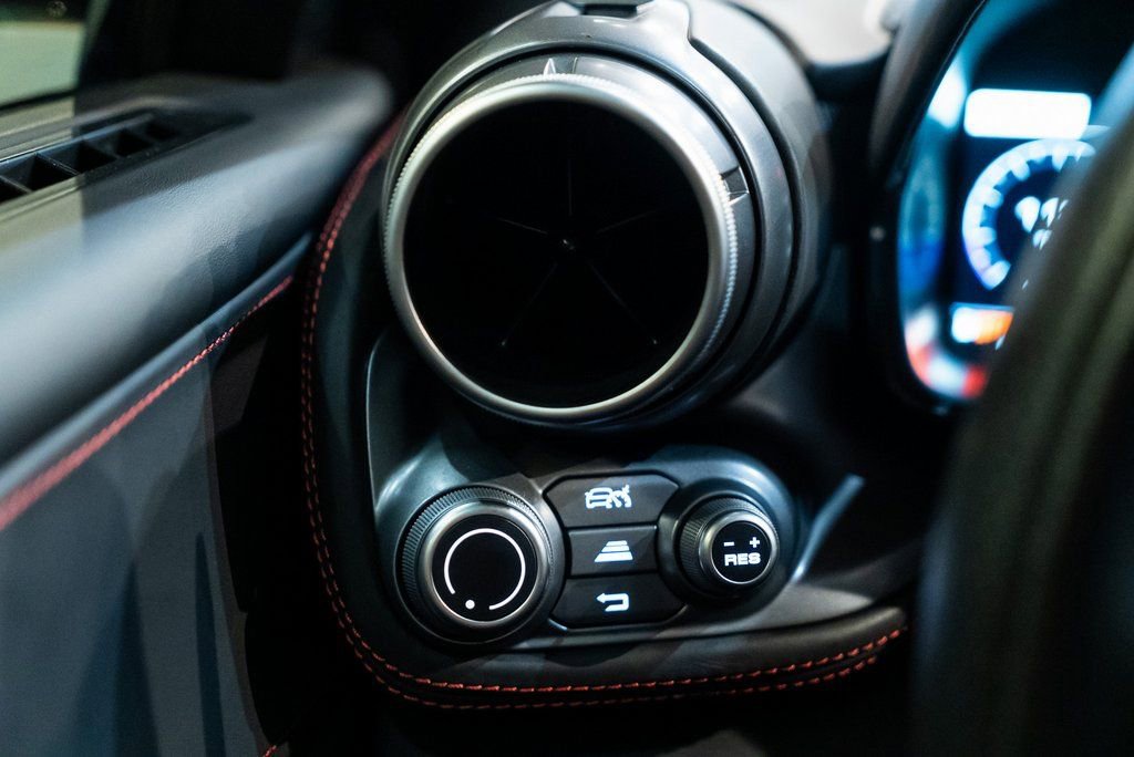 Certified 2020 Ferrari GTC4Lusso T image 31