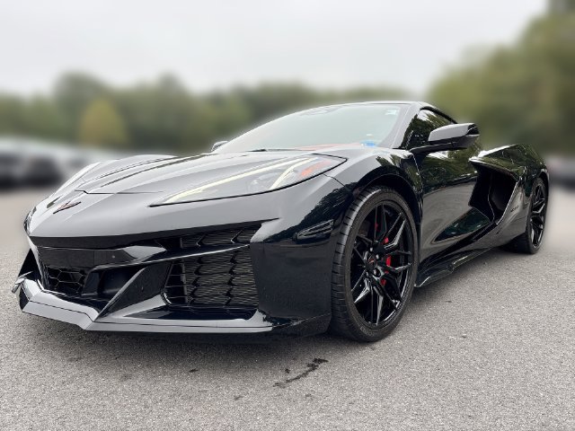 Used 2024 Chevrolet Corvette Z06 RWD image 4