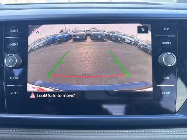 Used 2024 Volkswagen Taos SE image 24