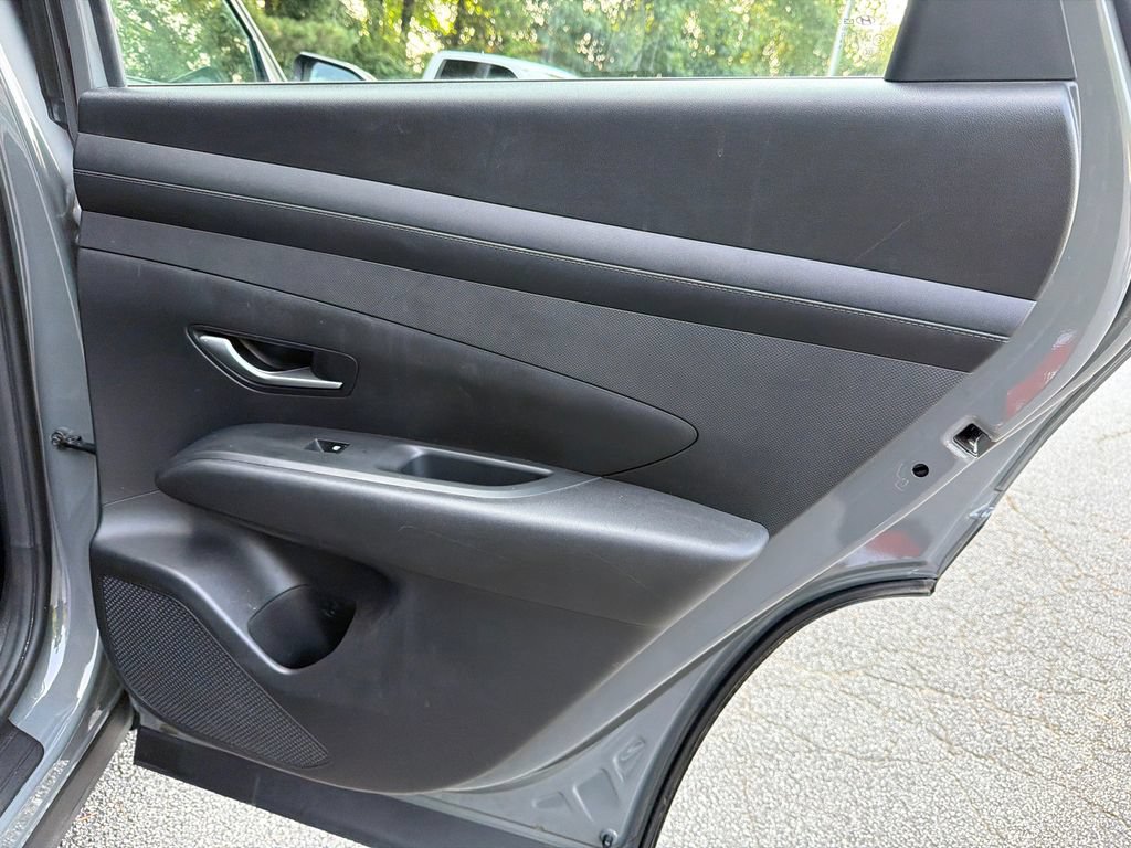 Used 2025 Hyundai Tucson SE FWD image 16