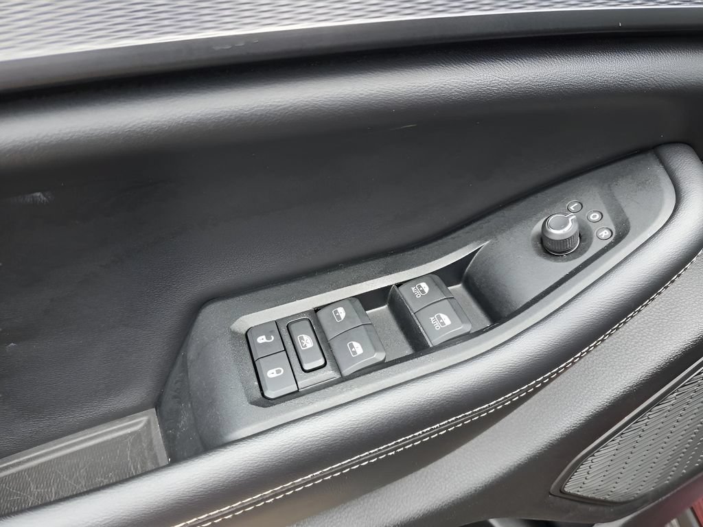 Used 2024 Jeep Grand Cherokee Altitude AWD/4WD image 22