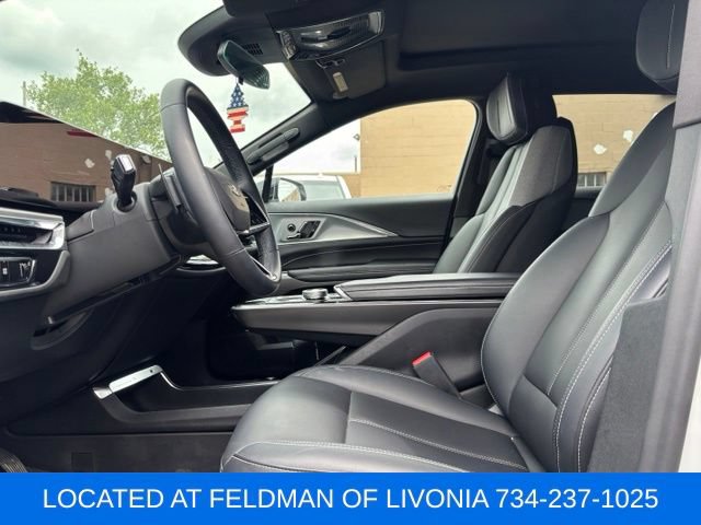 Used 2024 Cadillac Lyriq Tech w/ Driver Assist Package AWD/4WD image 6
