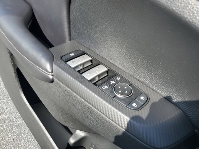 Used 2024 Mitsubishi Outlander SE FWD image 30