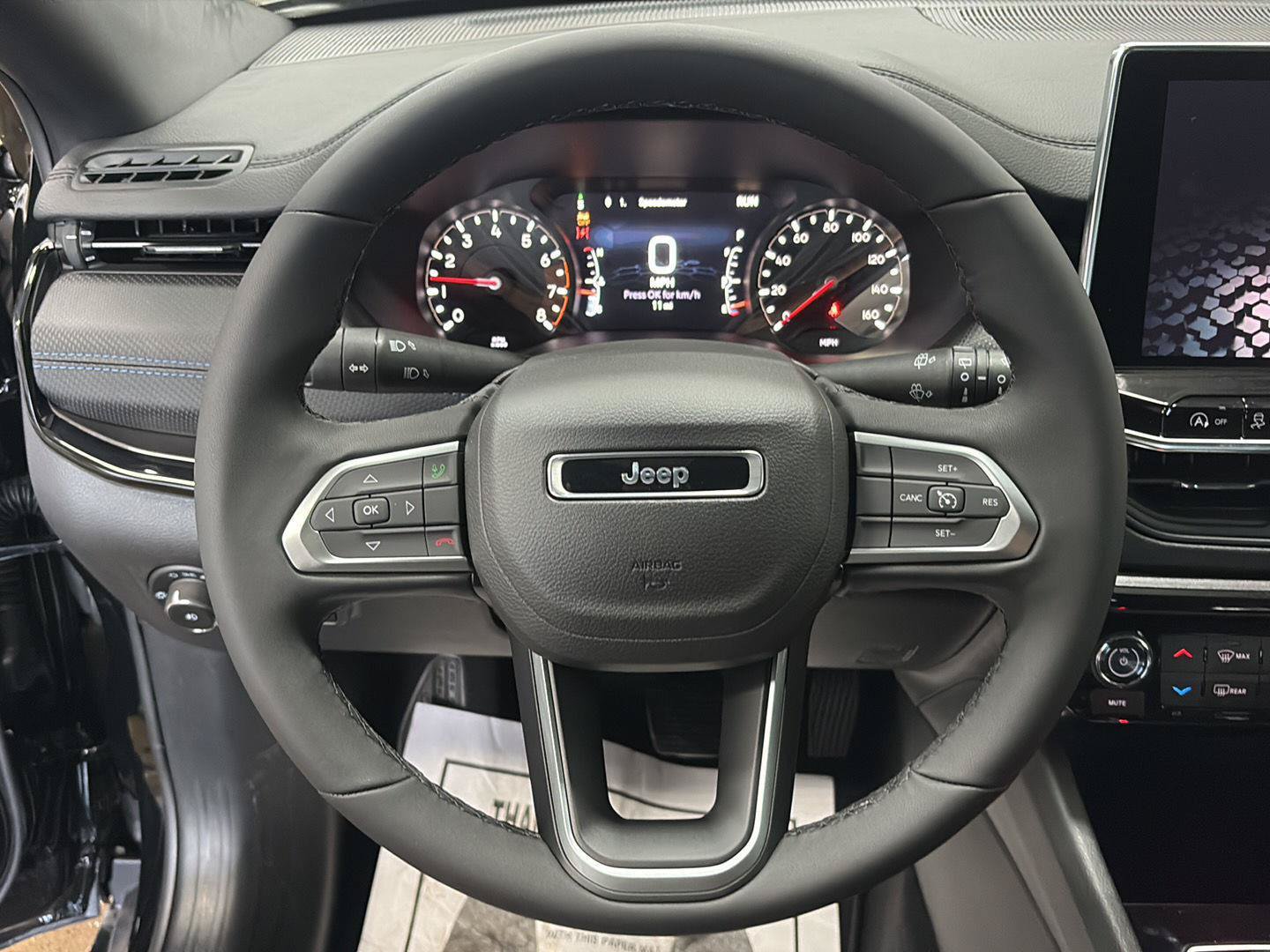 New 2026 Jeep Compass Latitude AWD/4WD image 8