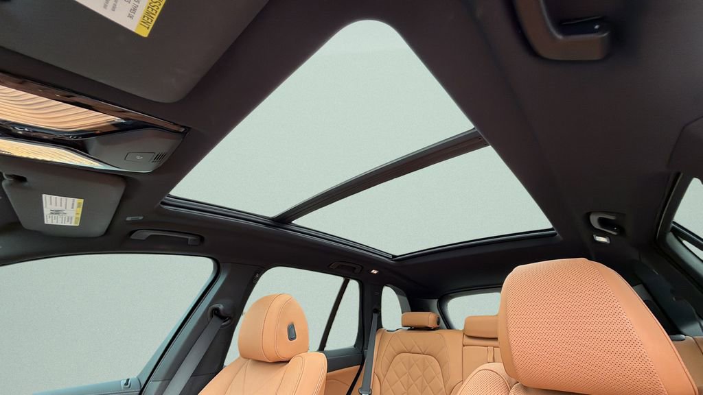 Certified 2024 BMW X5 sDrive40i w/ Parking Assistance Package image 24