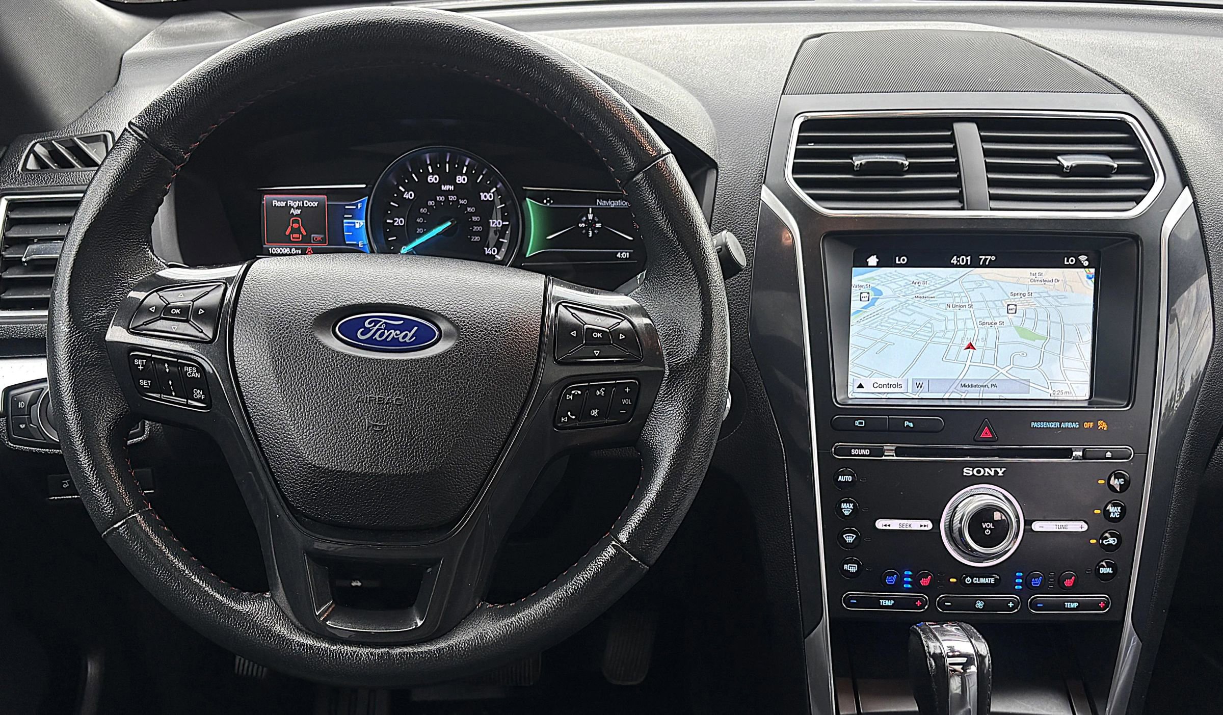Used 2018 Ford Explorer Sport w/ Equipment Group 401A AWD/4WD image 12