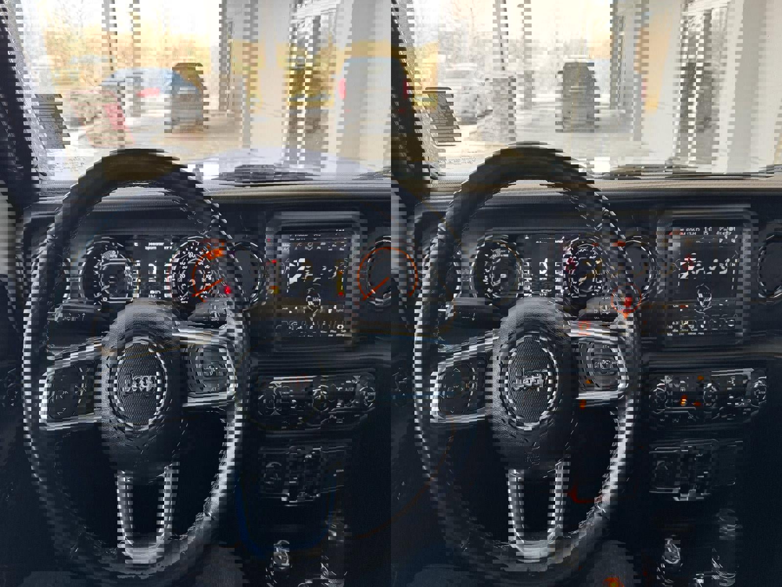 Used 2021 Jeep Gladiator Overland image 14