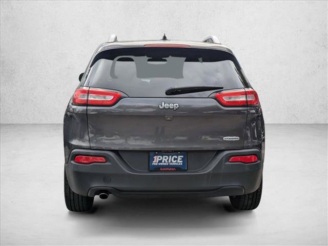 Used 2015 Jeep Cherokee Latitude w/ Comfort/Convenience Group image 7