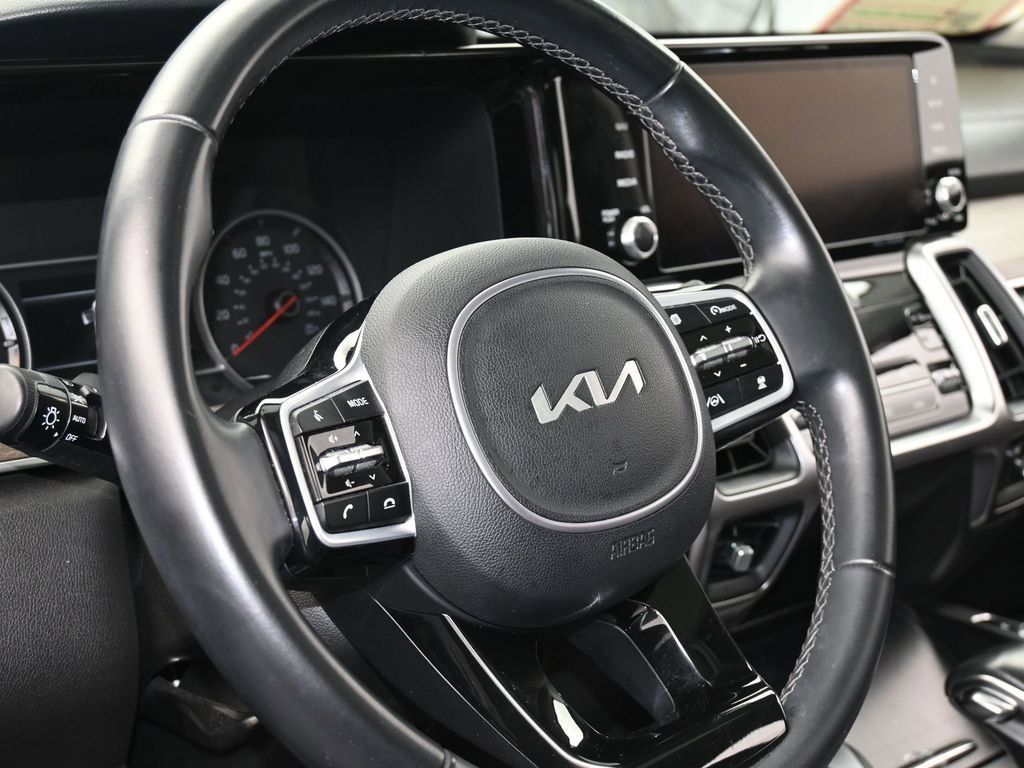 Used 2023 Kia Sorento X-Line EX image 15