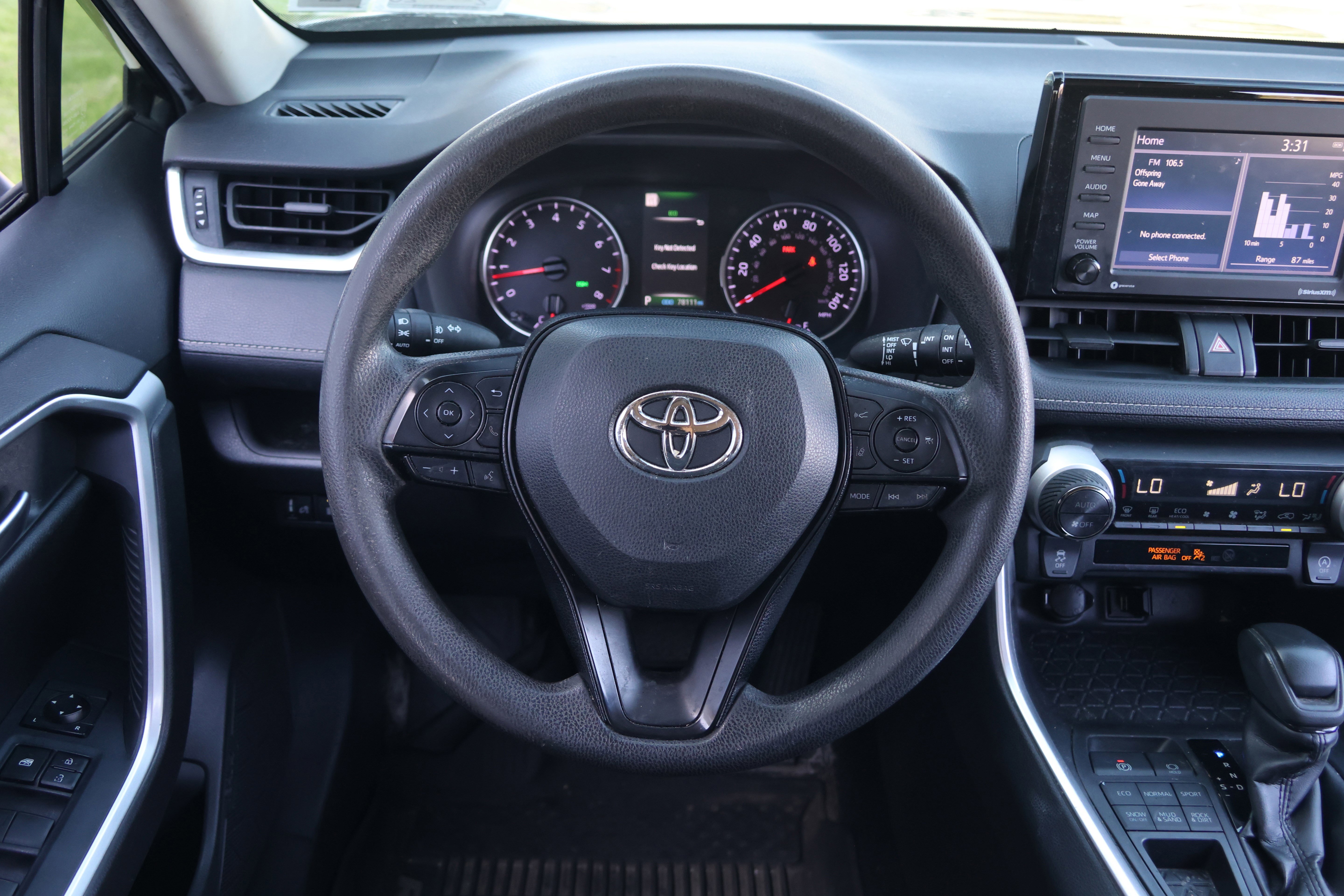 Used 2020 Toyota RAV4 XLE w/ All Weather Liner Package AWD/4WD image 16