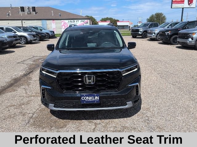 Used 2023 Honda Pilot Elite image 16