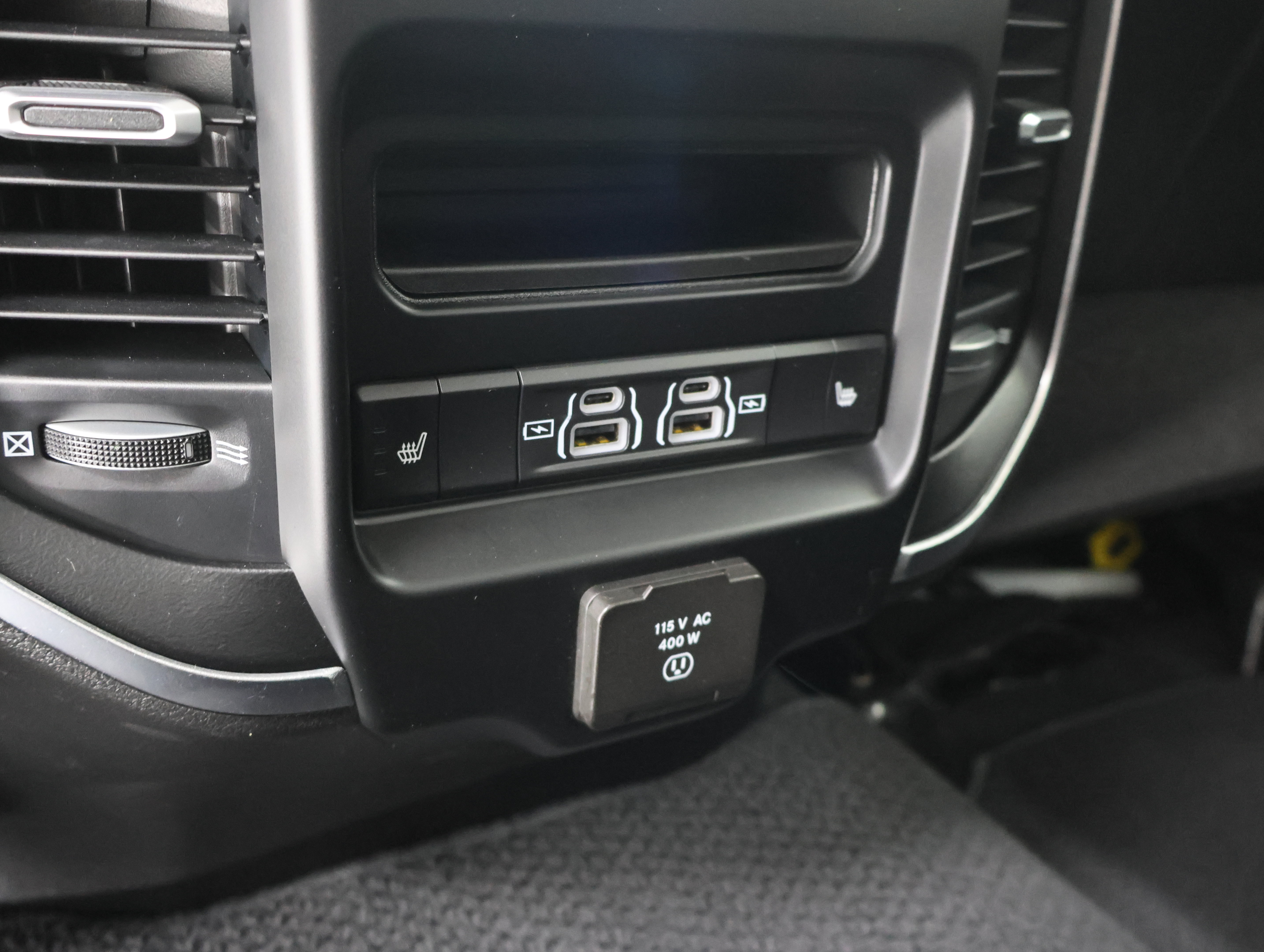Used 2023 RAM 3500 Laramie AWD/4WD image 36