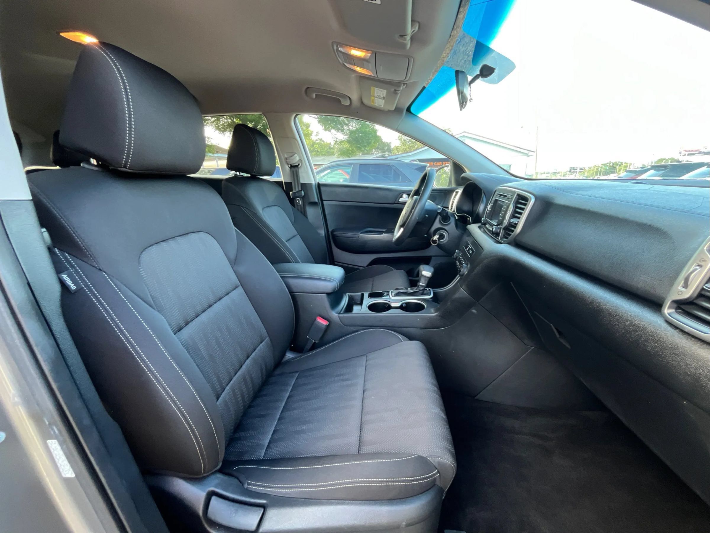 Used 2019 Kia Sportage LX FWD image 22