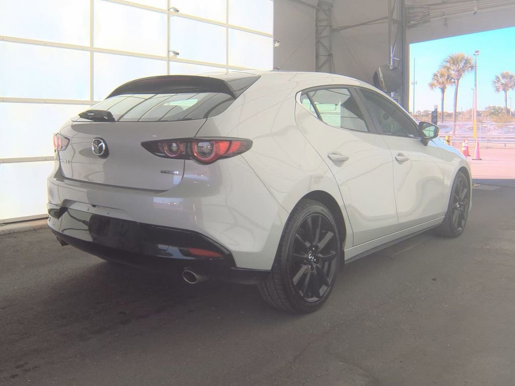 Used 2024 MAZDA MAZDA3 s image 8