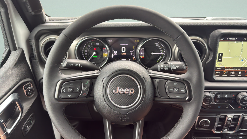 Used 2023 Jeep Wrangler Unlimited w/ Cold Weather Group AWD/4WD image 21