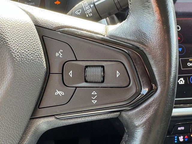 Certified 2023 Chevrolet Bolt EUV LT w/ Convenience Package image 18