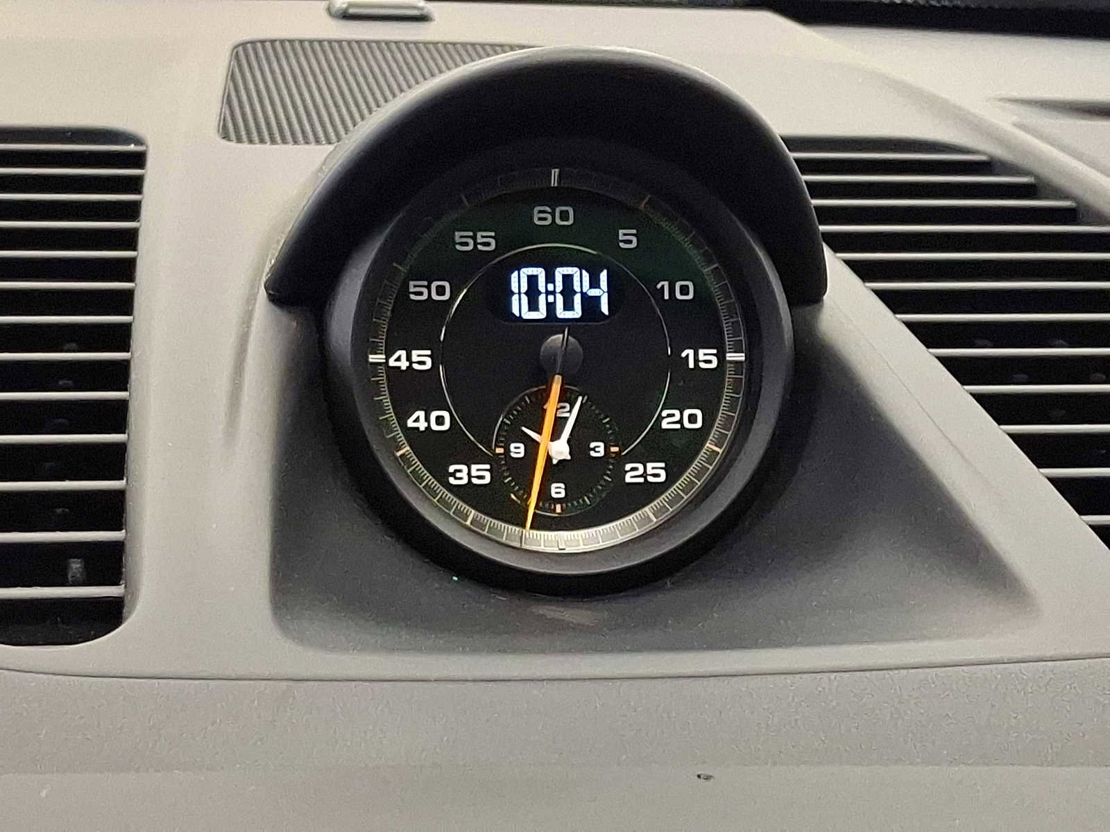 Used 2015 Porsche 911 GT3 RWD image 24