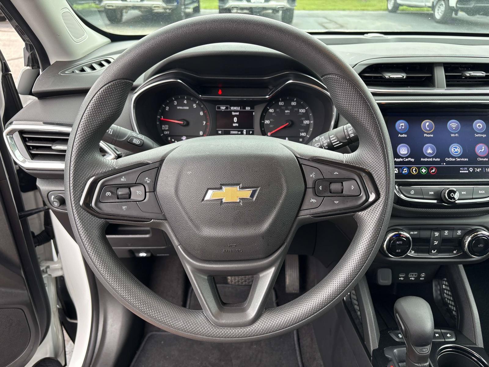 Used 2023 Chevrolet TrailBlazer LT w/ Convenience Package FWD image 13