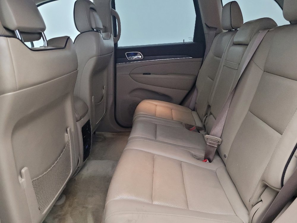 Used 2016 Jeep Grand Cherokee Overland AWD/4WD image 18