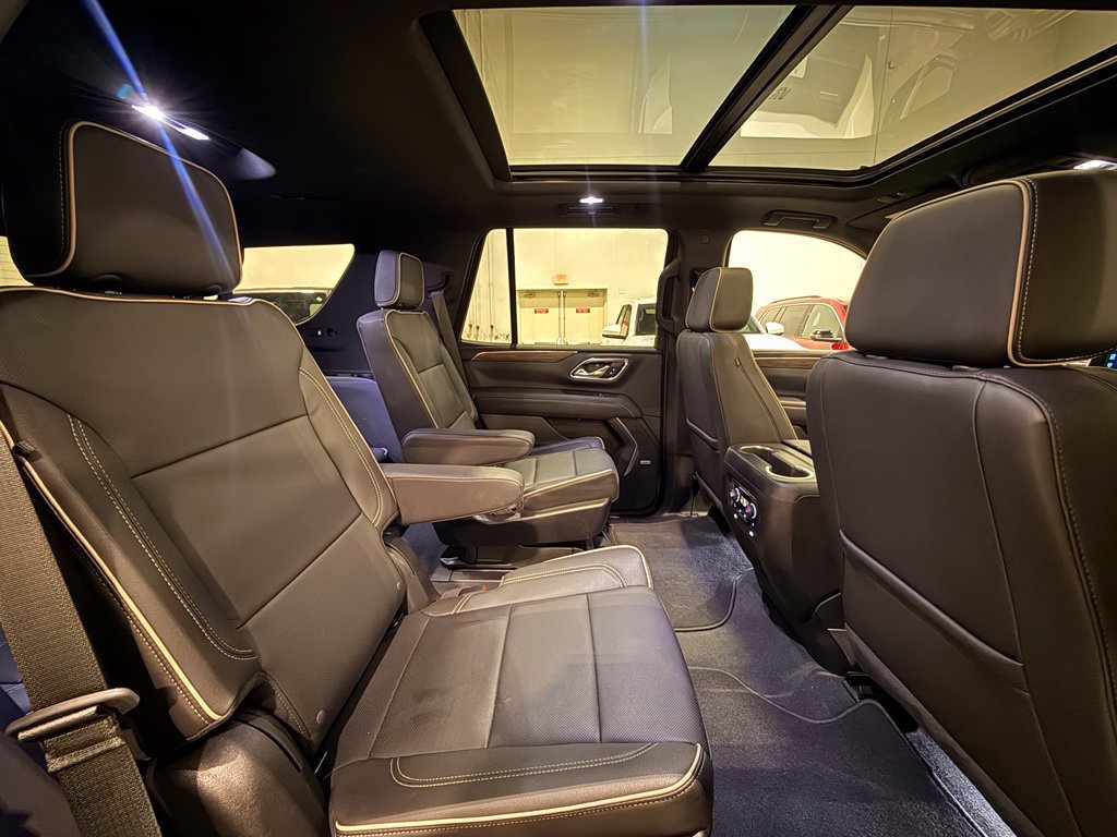 Used 2023 Chevrolet Tahoe Premier w/ Texas Edition RWD image 39